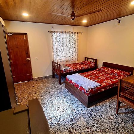 Sunny Smiles Homestay Мангалор Экстерьер фото