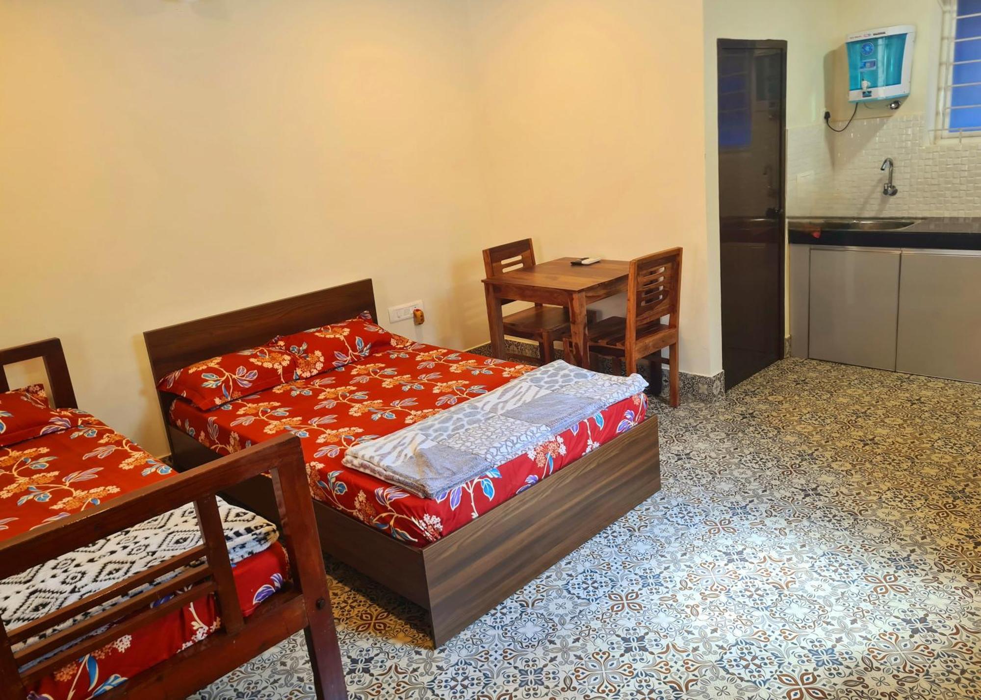 Sunny Smiles Homestay Мангалор Экстерьер фото